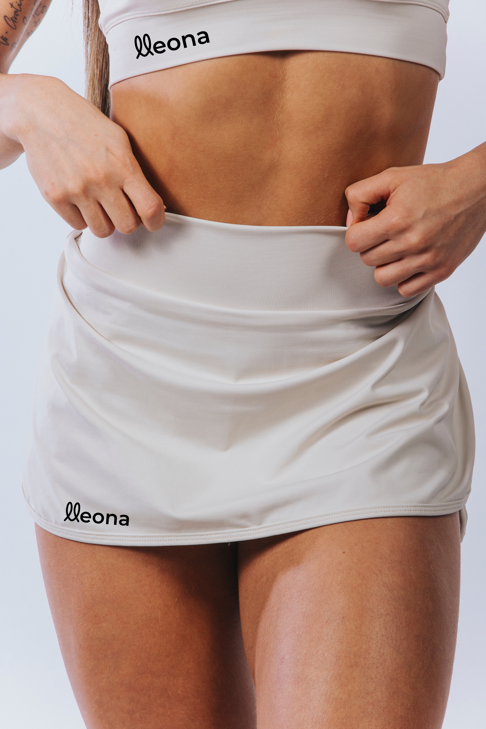 Saia Feminina Cinza